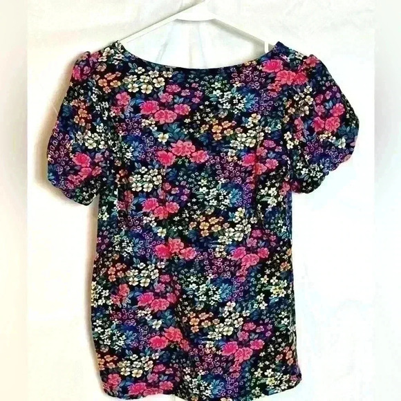 Torrid Blouse Black with Bright Flowers (Size 00) - Picture 2 of 8